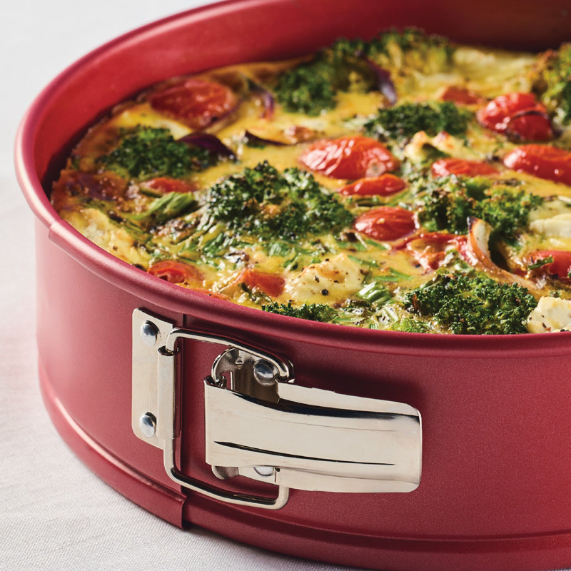 Farberware Disney Bake With Mickey Mouse Nonstick Round Springform Pan, 9 Inch, Red
