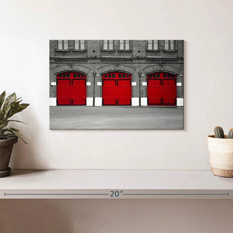 Caserne de pompiers, H 8 po x l 12 po