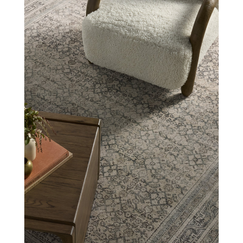 Tapis ivoire / ardoise Loloi Xhevat Cloudpile, 7 pi 6 po x 9 pi 6 po