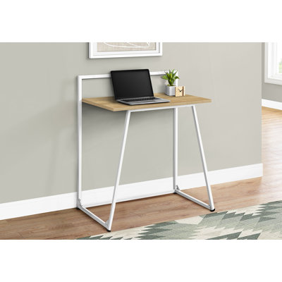 Bureau d'ordinateur moderne, bureau de travail