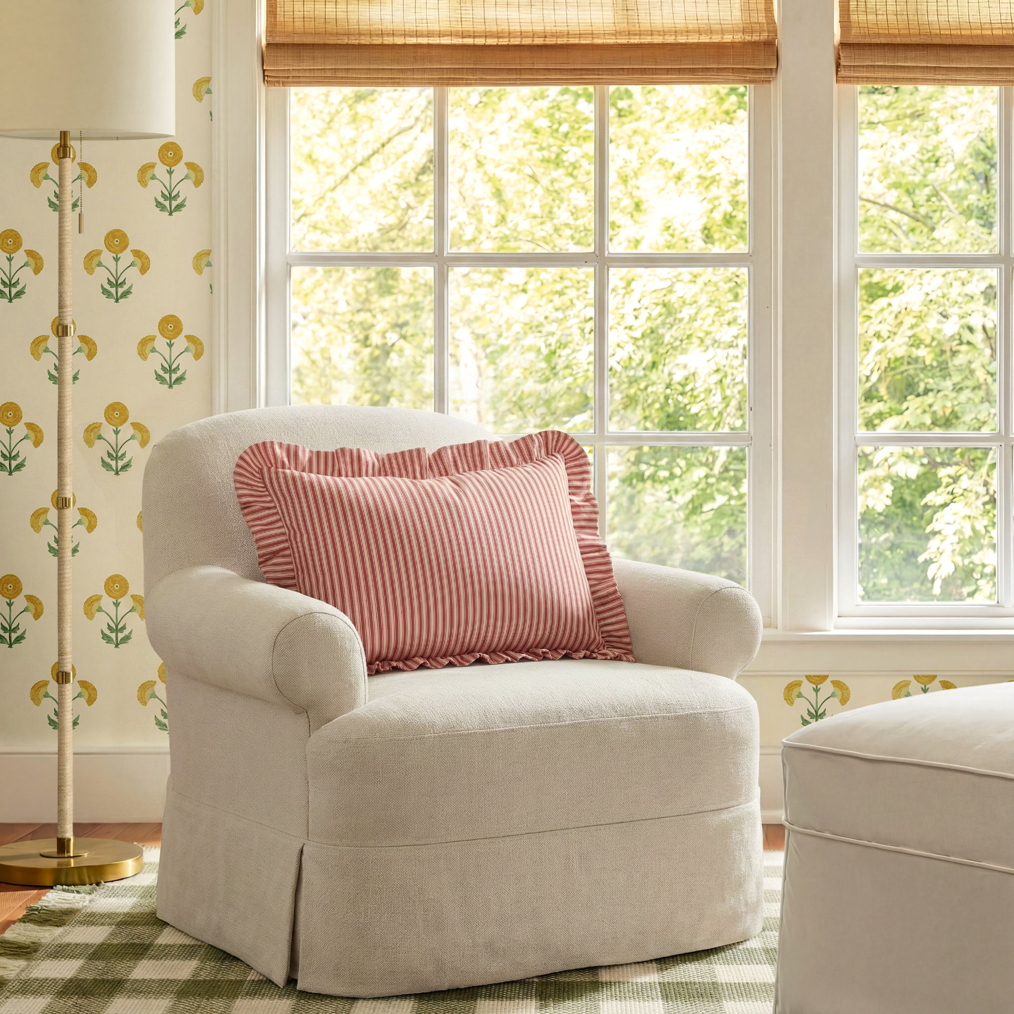 Arden Swivel Chair, Bergamo Parchment