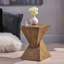 Table d'appoint-973379213