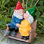 Statue de gnome de jardin Kiss Kiss