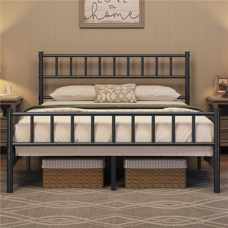 Minimalist Metal Bed Frame with Slatted Headboard