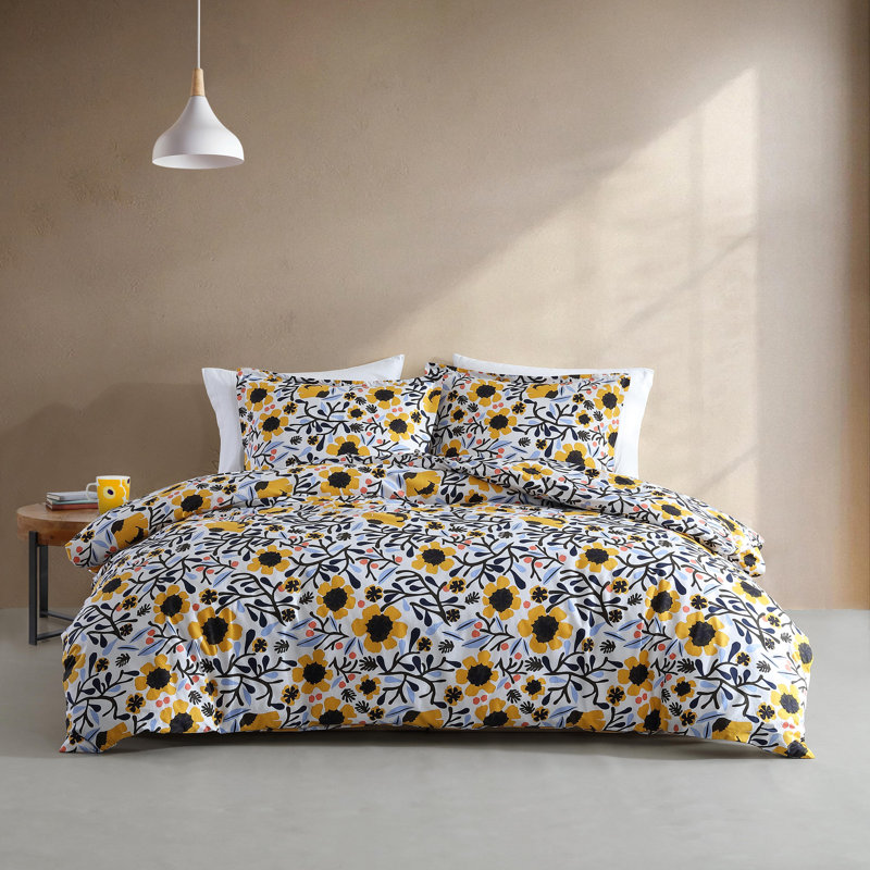 Marimekko Mykero Cotton Reversible Comforter Set, Queen Comforter + 2 Standard Shams