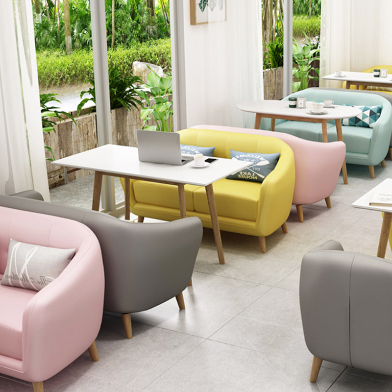 Bancs de café élégants et simples, Gris