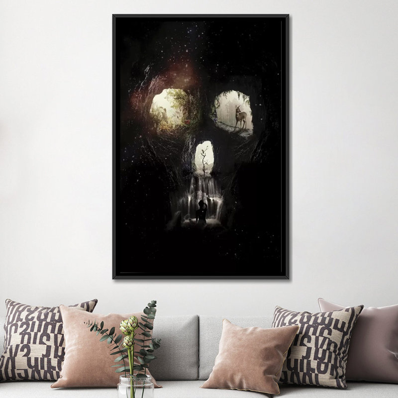 «Cave Skull» par Ali Gulec, impression sur toile tendue, H 26 po x l 18 po x P 1,5 po, Toile encadrée noire, Pas de tapis