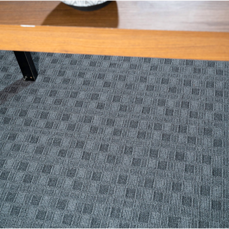 Abstract Indoor/Outdoor Commercial Color Rug - Gray, Runner 4' x 14'
