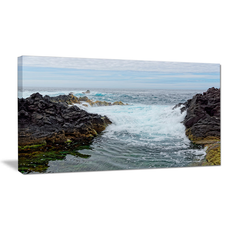 « splashing eaux to mossy rock », reproduction de photo sur toile tendue, H 16 po x l 32 po x P 1 po