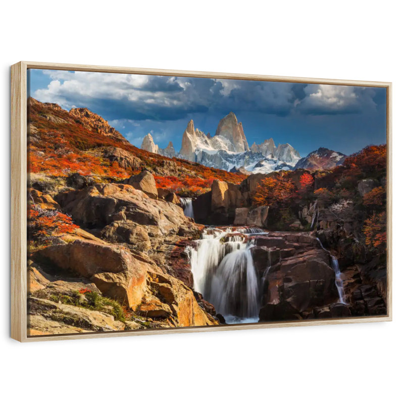 Mont Fitz Roy en automne, Cadre flottant en bois naturel, 13 po x 9 po