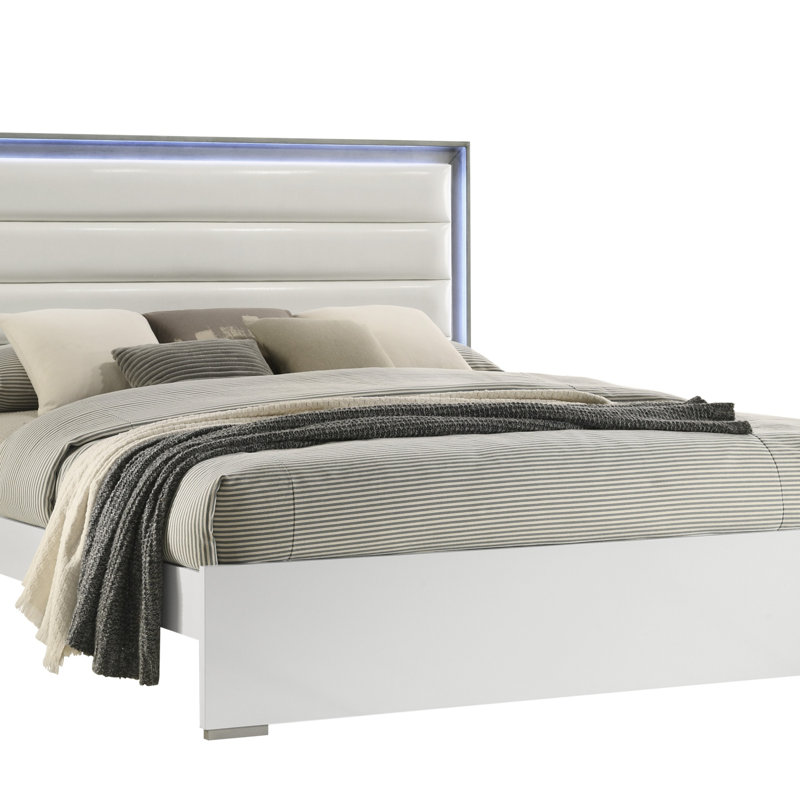 Grand lit de style contemporain Olivia avec tête de lit à DEL et bois