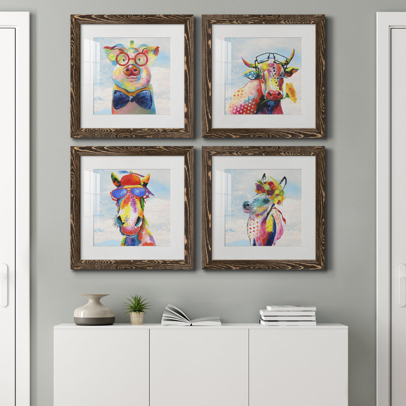 «Groovy Pig and Sky», ensemble de 4 impressions sur toile encadrées, H 17 po x l 34 po x P 1,5 po, Cadre noyer