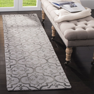 Oakton Hand Tufted Wool Floral Rug