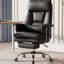 Grande et grande chaise de bureau-123864339