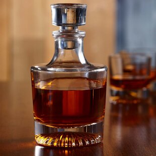 Aurora Whiskey Decanter – 25 oz Crystal Modern Decanter – Non-Lead Small  Liquor Decanter with Stopper – Booze Decanter for Whiskey, Bourbon, Brandy