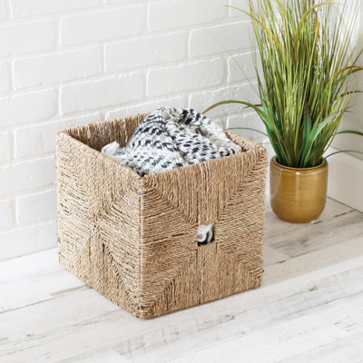 Breakwater Bay Seagrass Decorative Basket