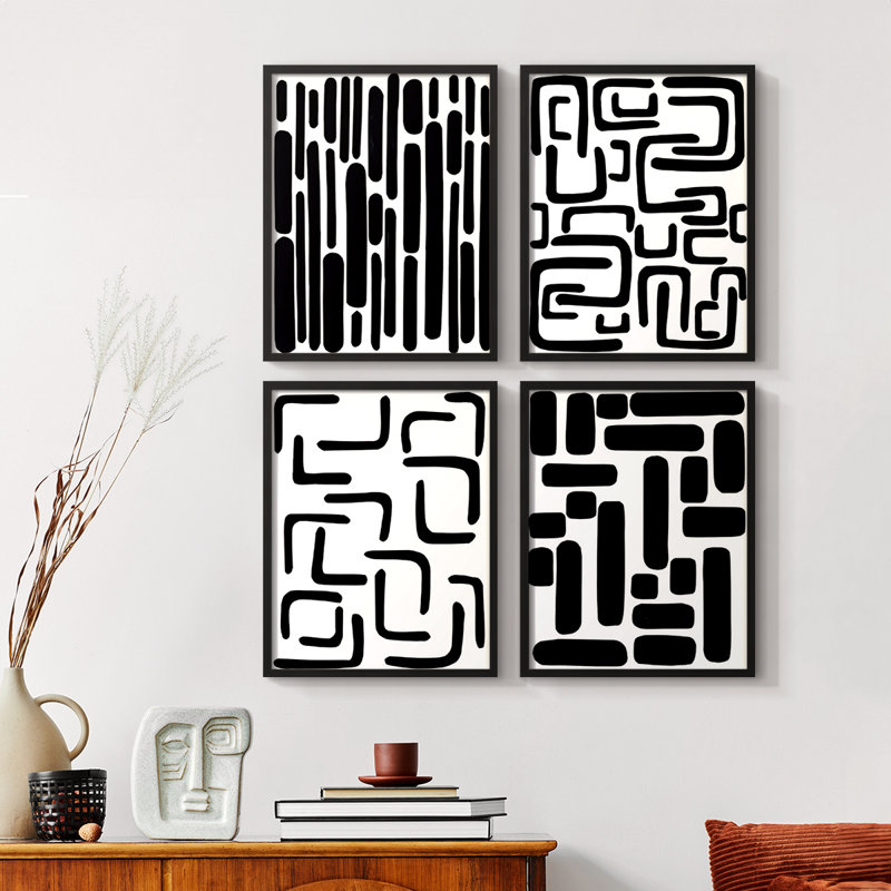 «Gamer At Play I», 4 pièces sur papier, H 14 po x l 44 po, Noir