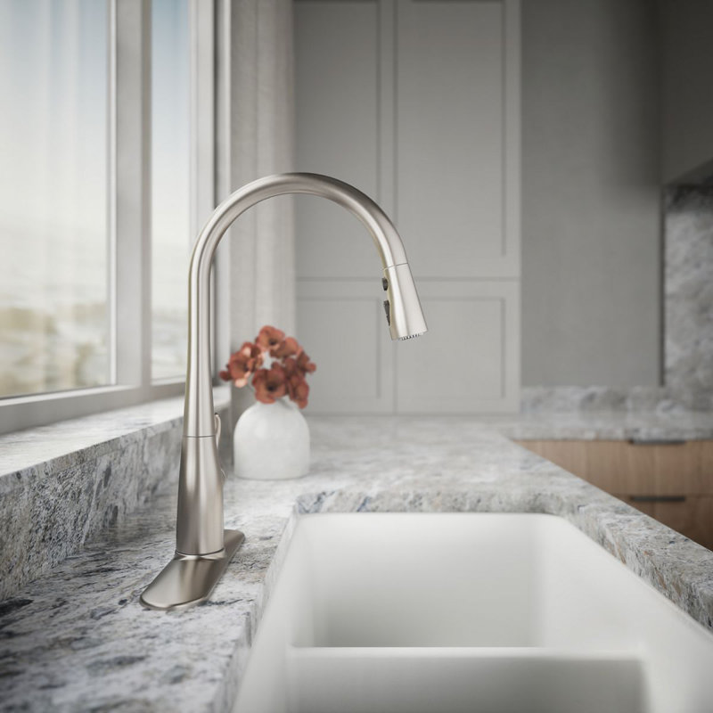 Simplice Pull Down Single Handle Kitchen Faucet, Vibrant Stainless
