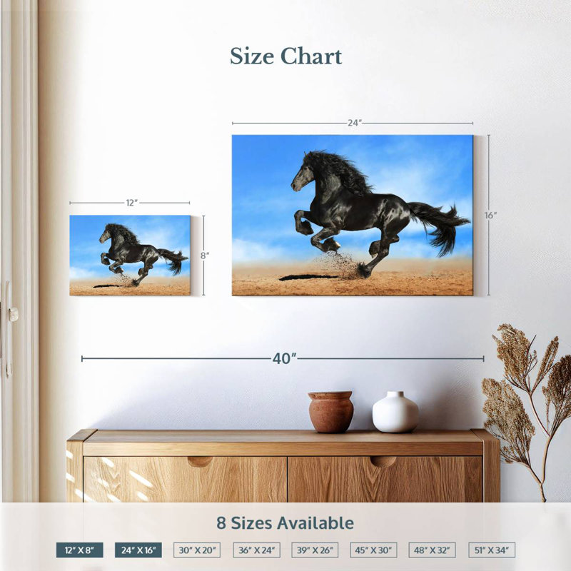 Cheval frison vivant, H 16 po x l 24 po
