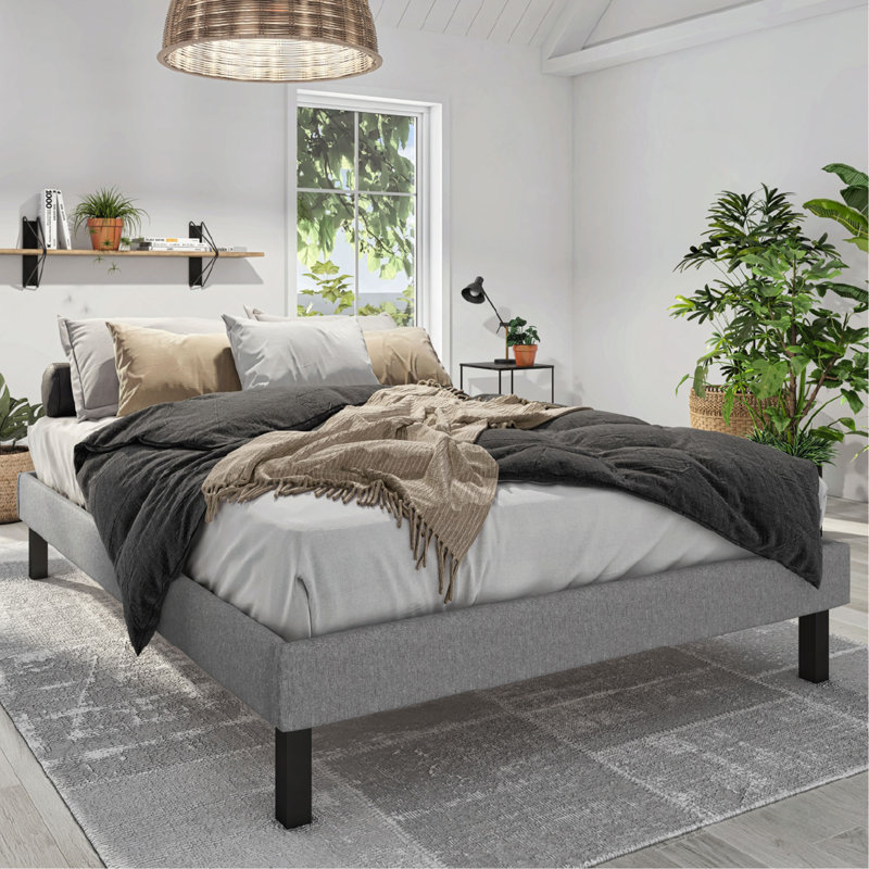 Lit plateforme moderne sans tête de lit, Lit double