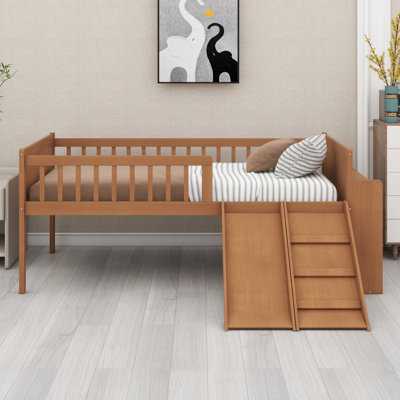 Structure de lit plateforme en bois avec glissoire, échelle, tablette de rangement et garde-corps de sécurité