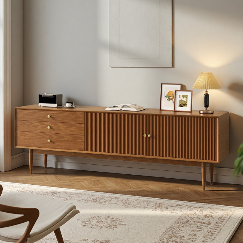 Meuble télé 71 po Modern Farmhouse pour téléviseur de 70 po ou moins avec trois tiroirs et armoires