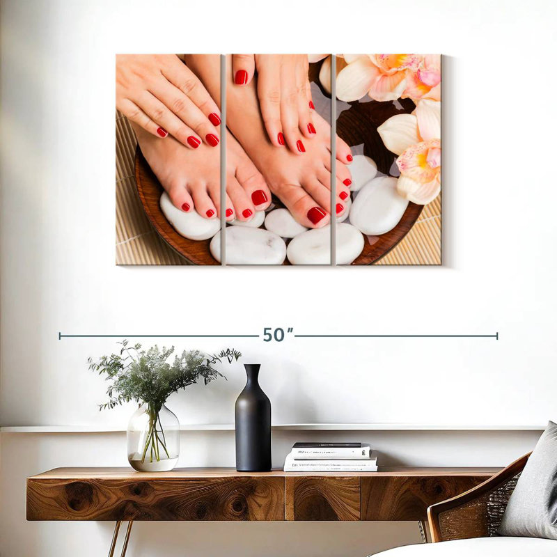 Shuttleworth Spa Red Nails, 24" H x 38" W