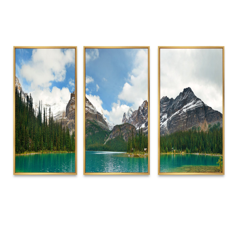 Lake O hara in Yoho National Park - Photographie flottante sur toile 3 pièces, Cadre doré, H 32 po x l 48 po x P 1 po
