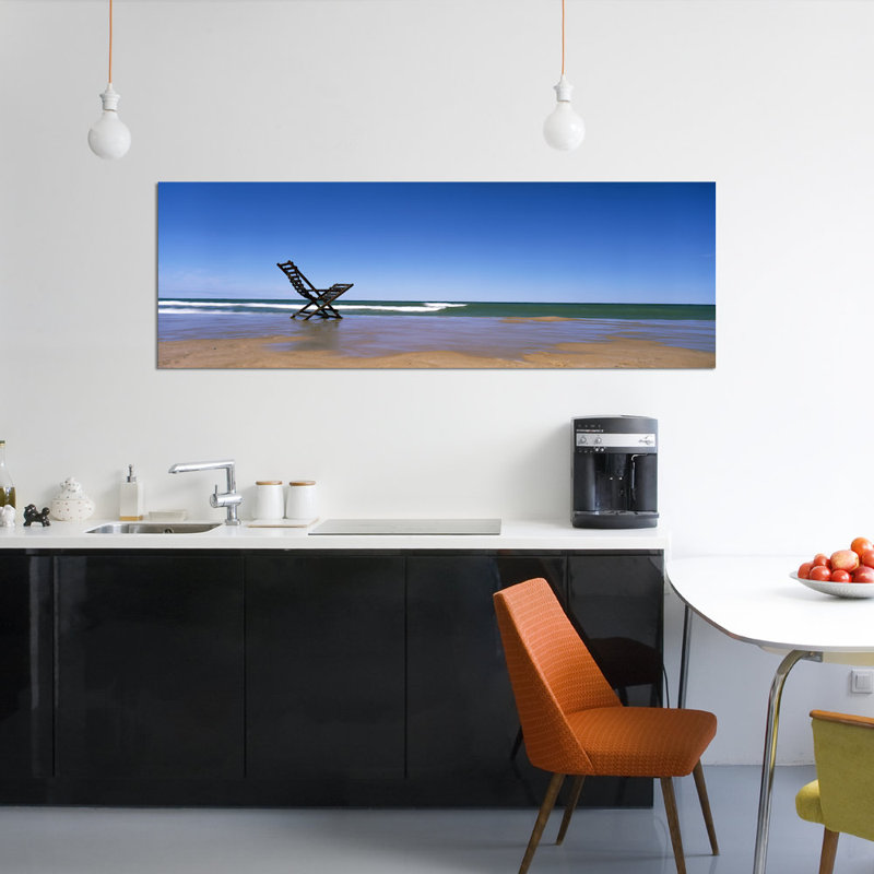 « empty chaise on a beach, grand refuge, ottawa county, michigan, usa », reproduction de photo sur toile, Toile tendue