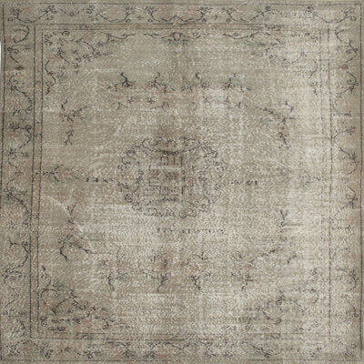 Arendtsville Oriental Indoor Rug