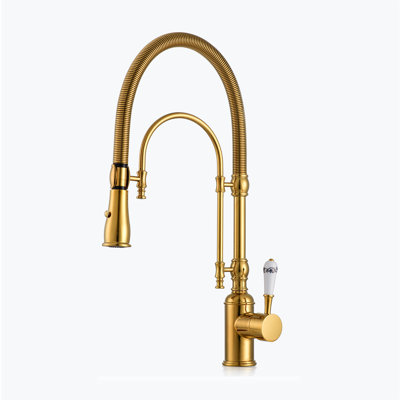 Solid Brass Single Handle Deck Mounted Pull Down Kitchen Sink Faucet with 360° Rotation Spout
