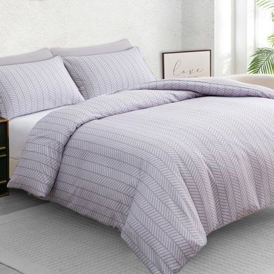 Lazzaro Microfiber Chevron / Zig Zag Duvet Cover Set with Pillowcases