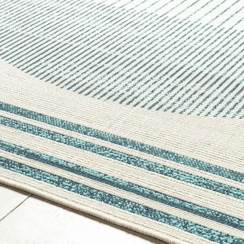 Tapis intérieur / extérieur en polypropylène tissé à la machine Cavari, Rectangle 7 pi 3 po x 10 pi 6 po