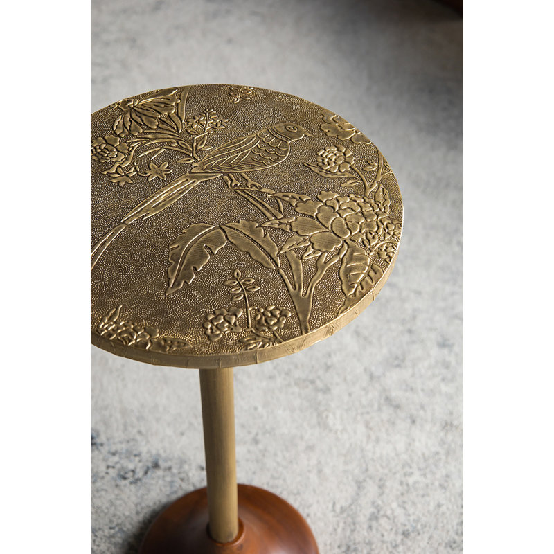 Table d'appoint mince en laiton 11,8 x 11,8 x 24 po avec plateau texturé doré et base en bois
