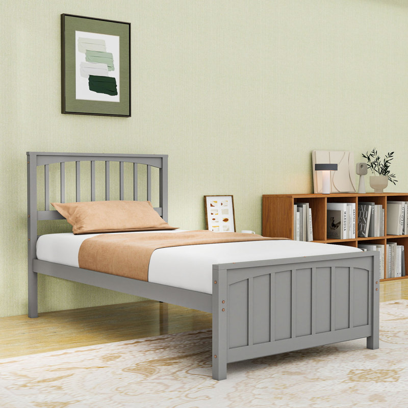 Lit plateforme simple en bois avec tête de lit et lattes robustes, Gris