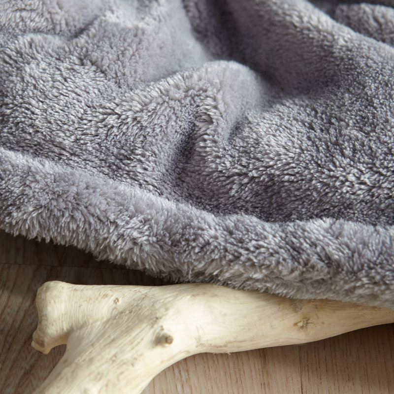 Me Sooo Comfy Coma Inducer Fleece Oversized Comforter Set, King Comforter + 2 King Shams, Gray