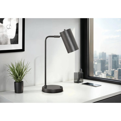 Lighting, H 18 po, lampe de table, port USB inclus, métal gris, abat-jour gris, moderne