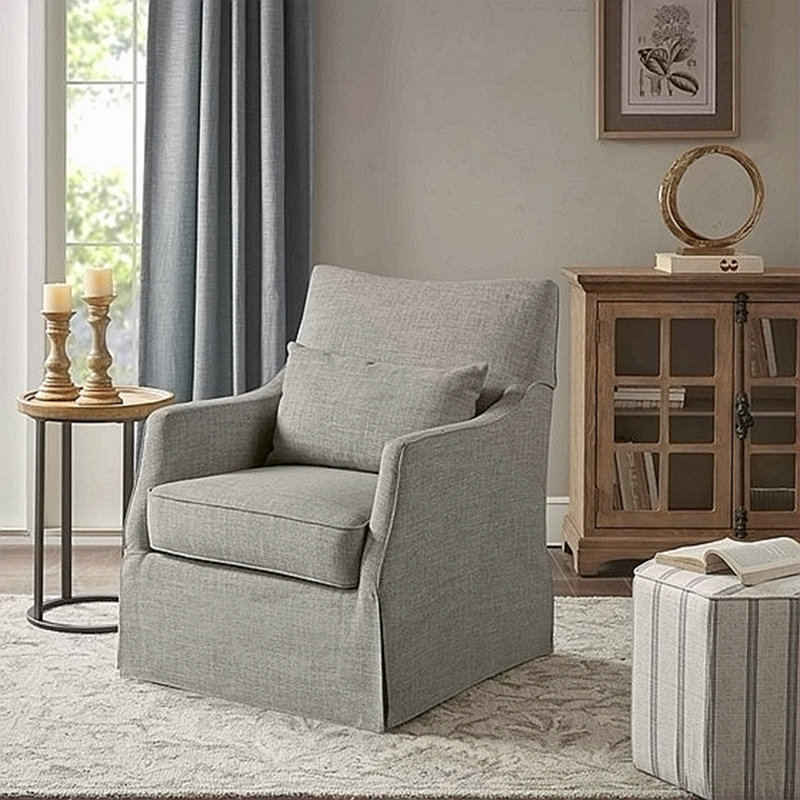 Chaise pivotante à jupe