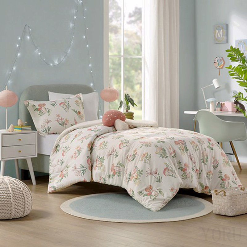 Full/Queen Mushroom Garden Comforter Set