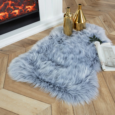 Tapis en fausse fourrure à poils longs Fluffy