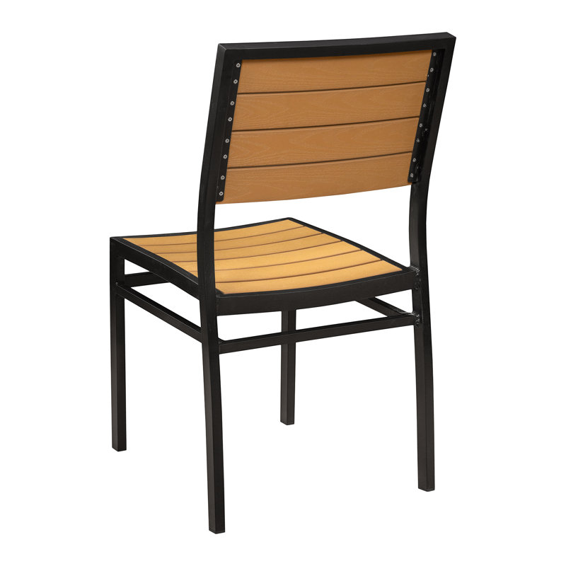 Tables de salle à manger de patio avec chaises Patty