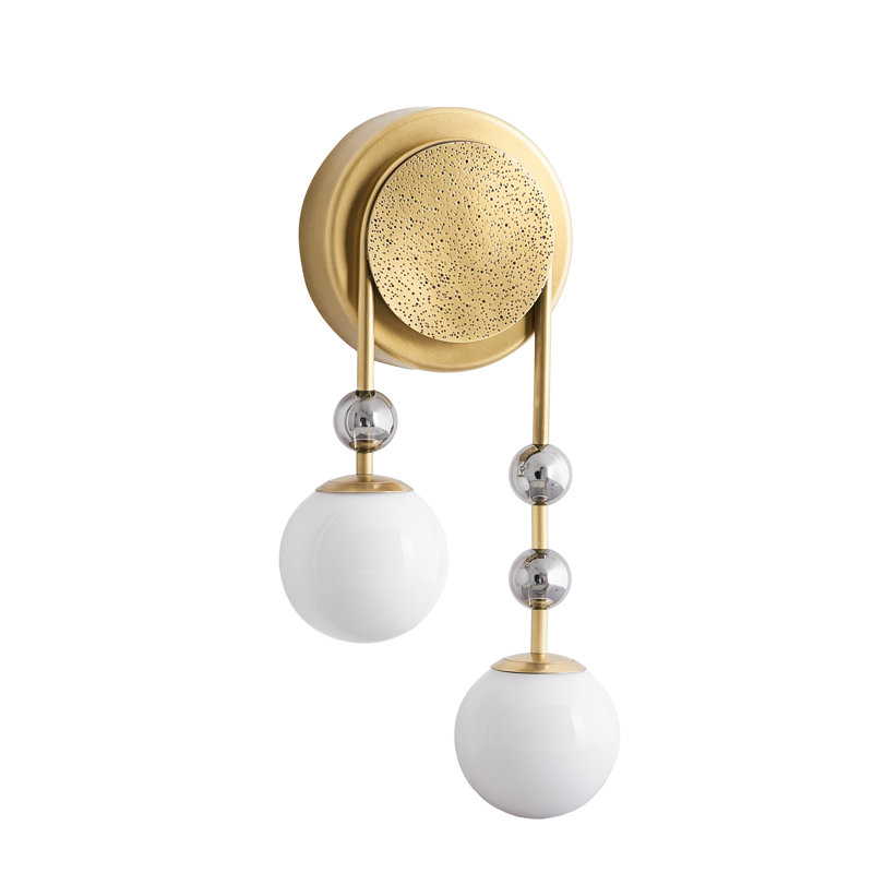 Beverly 2 - Light Wallchiere