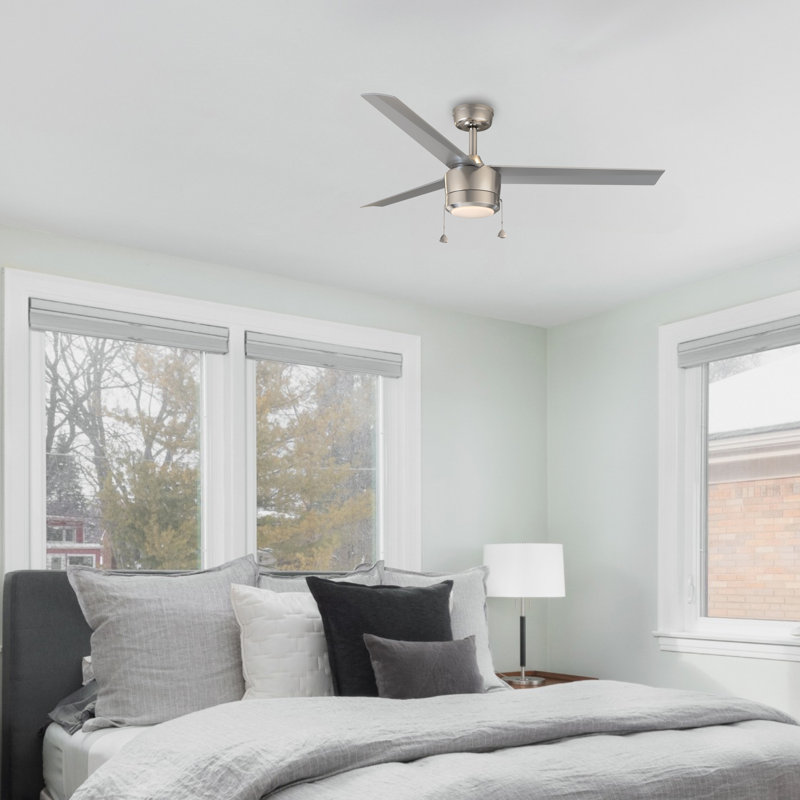 Ventilateur de plafond d'intérieur de 44 po avec éclairage Skelton, ventilateur de plafond à chaîne à 3 pales, moteur CA réversible, ensemble d'éclairage DEL à changement de couleur - nickel brossé