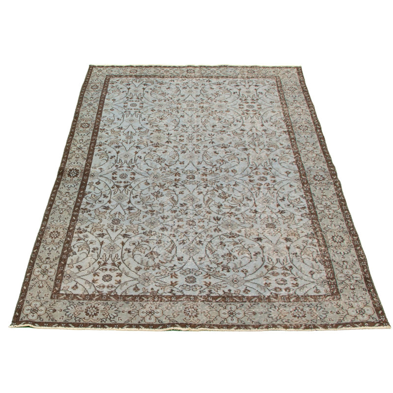 Tapis décoratif bleu clair en laine de conception unique noué à la main des années 1980 5 pi 4 po x 8 pi 10 po Devari