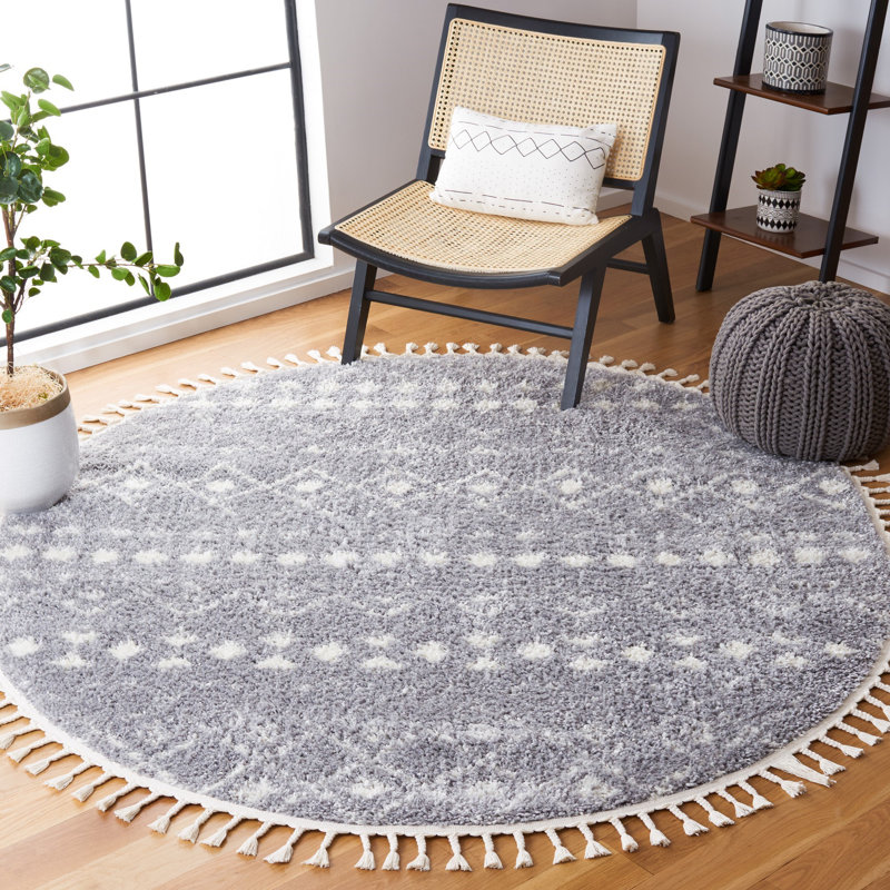 Wentworth Southwestern Light Gray/Ivory Area Rug, Round 6'7"