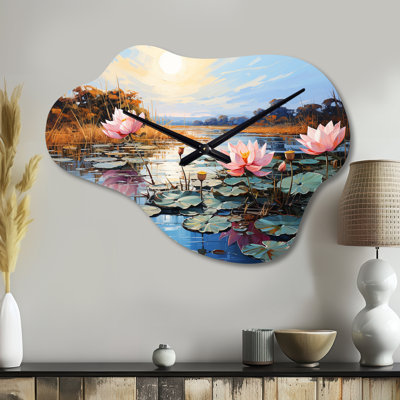 Asian Art Lotus Lake - Art asiatique, forme irrégulière, horloge murale en métal, impression d'horloge asymétrique rose