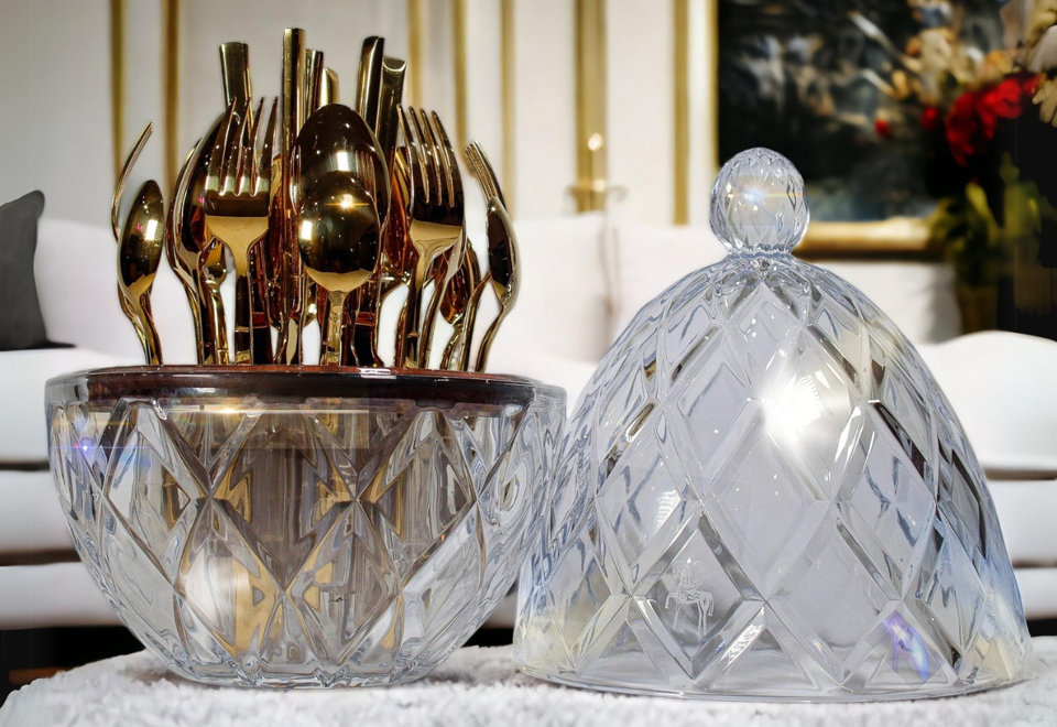 Ambrosiá Collection