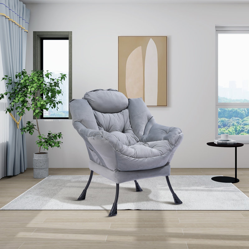 31,5 po de large, Tissu gris pâle