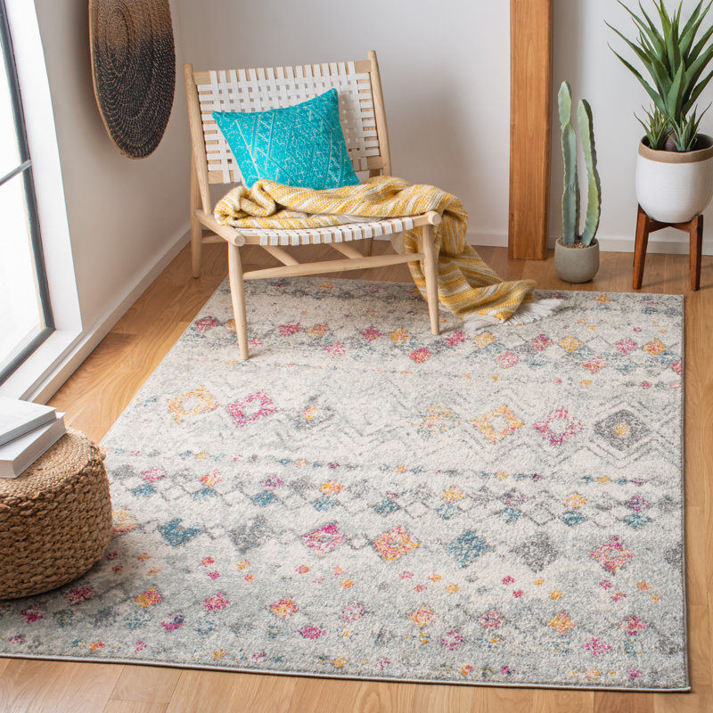 Desma Geometric Hand Woven Area Rug, Rectangle 122 x 183 cm