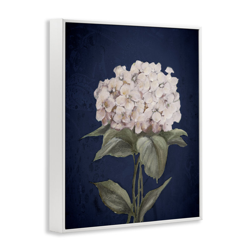 «Simple Hydrangea Bloom», art de la giclée encadrée par Patricia Pinto, Giclée encadrée blanc bord de mer, H 30 po x l 24 po
